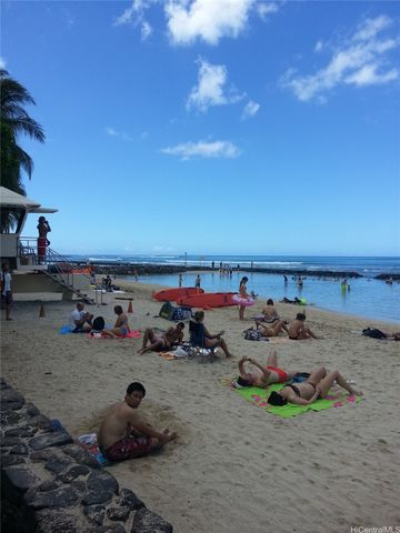 2500 Kalakaua Avenue 1802, Honolulu, HI 96815