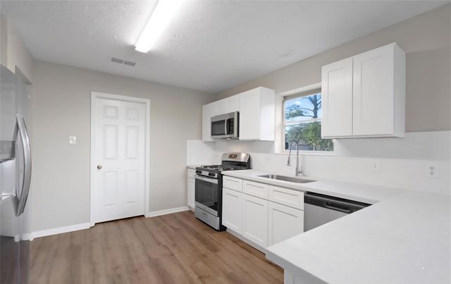 218 Savannah Moss Drive, Richmond, TX 77469