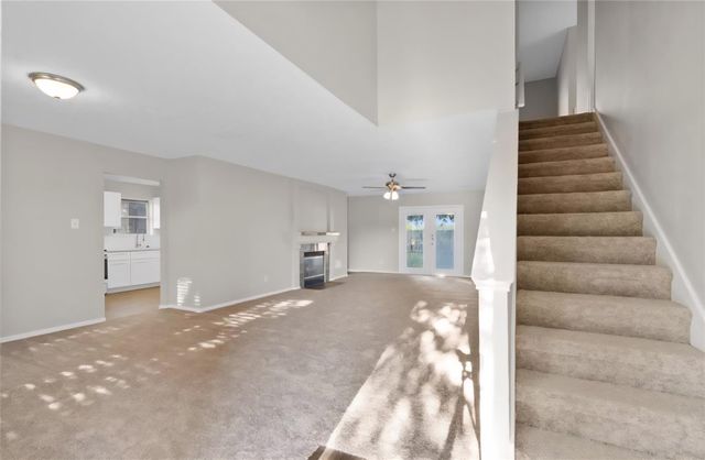 218 Savannah Moss Drive, Richmond, TX 77469