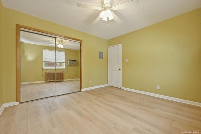 263-33 73rd Avenue 97A72, Glen Oaks, NY 11004