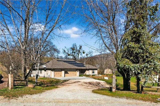 30261 Knight Court, Tehachapi, CA 93561