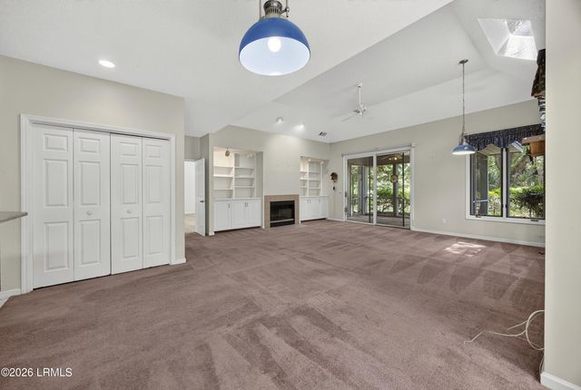 10 Robbers Row, Hilton Head Island, SC 29928