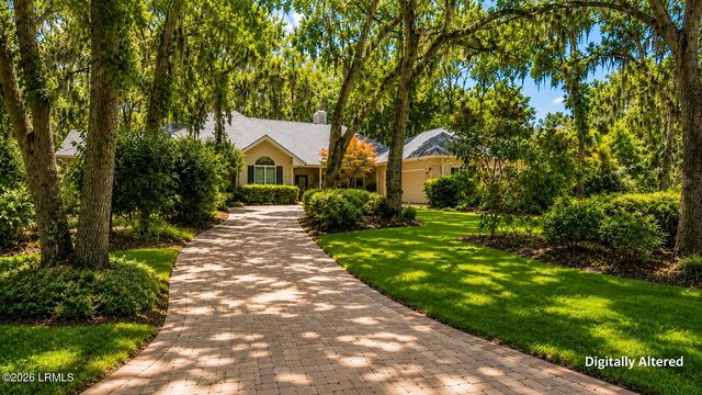 10 Robbers Row, Hilton Head Island, SC 29928