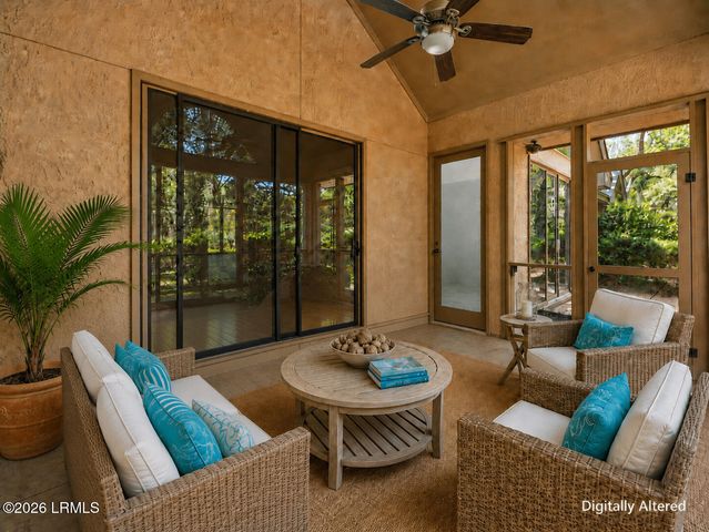 10 Robbers Row, Hilton Head Island, SC 29928