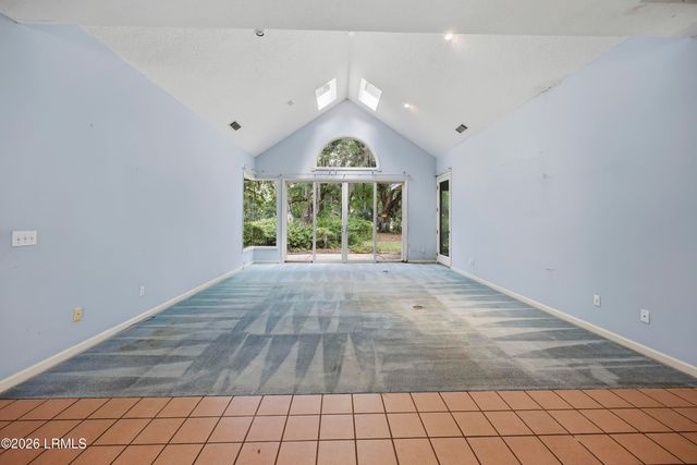 10 Robbers Row, Hilton Head Island, SC 29928