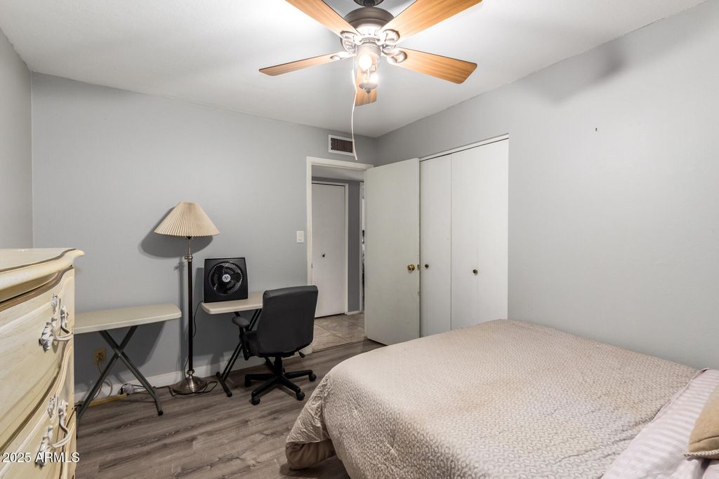 Image 20 of property listing at 6813 N 29th Ave Avenue, Phoenix, AZ 85017