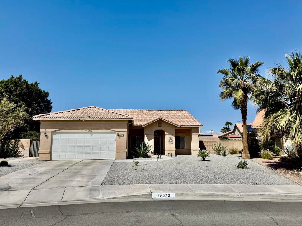 69572 Ridgeway Avenue, Cathedral City, CA 92234