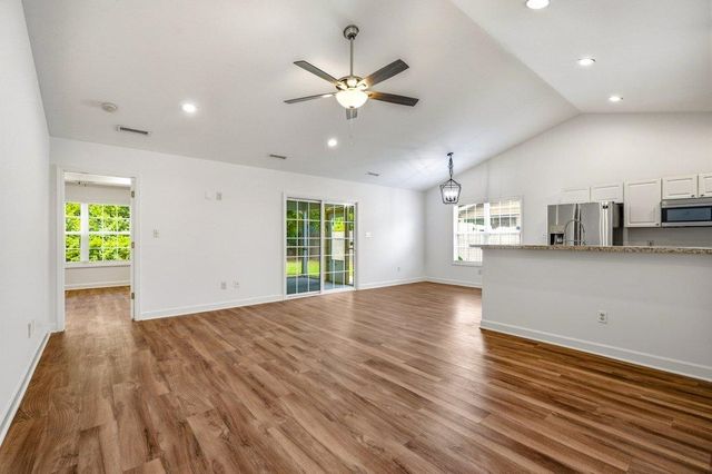 312 Ingonish Ct., Conway, SC 29527