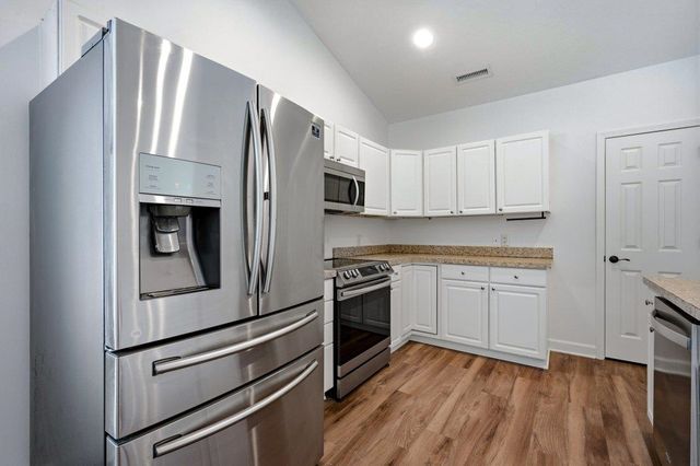 312 Ingonish Ct., Conway, SC 29527