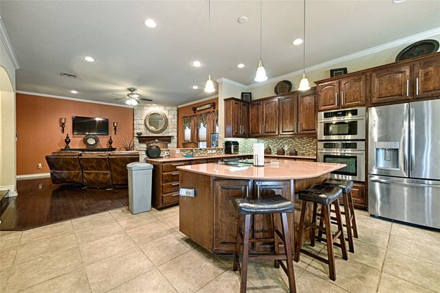 6004 Cedar Glen Court, Grand Prairie, TX 75052