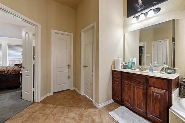 6004 Cedar Glen Court, Grand Prairie, TX 75052