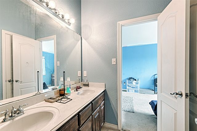 6004 Cedar Glen Court, Grand Prairie, TX 75052