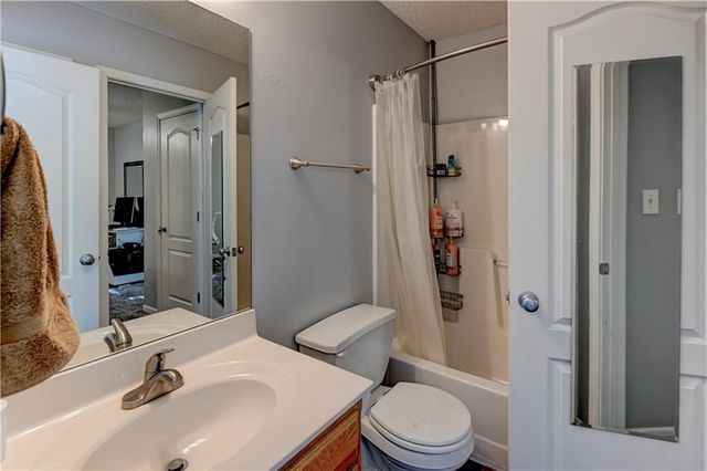 1750 Bridget Place, Liberty, MO 64068