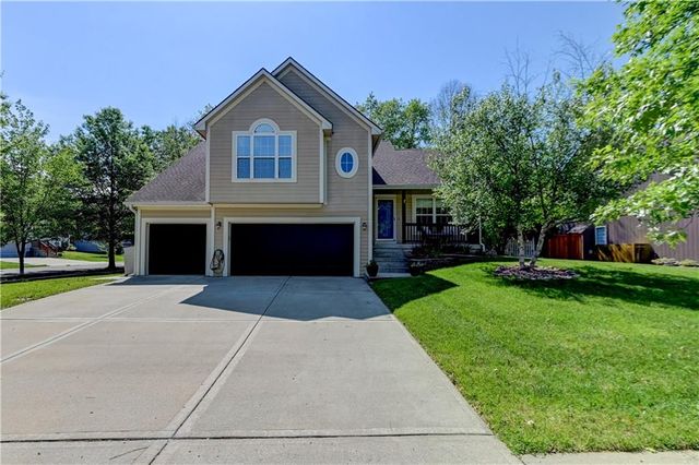 1750 Bridget Place, Liberty, MO 64068