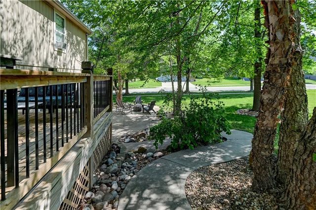 1750 Bridget Place, Liberty, MO 64068
