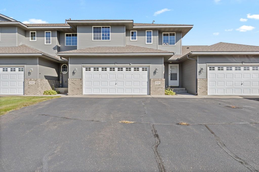 717 Independence Drive NW, Big Lake, MN 55309 — exterior