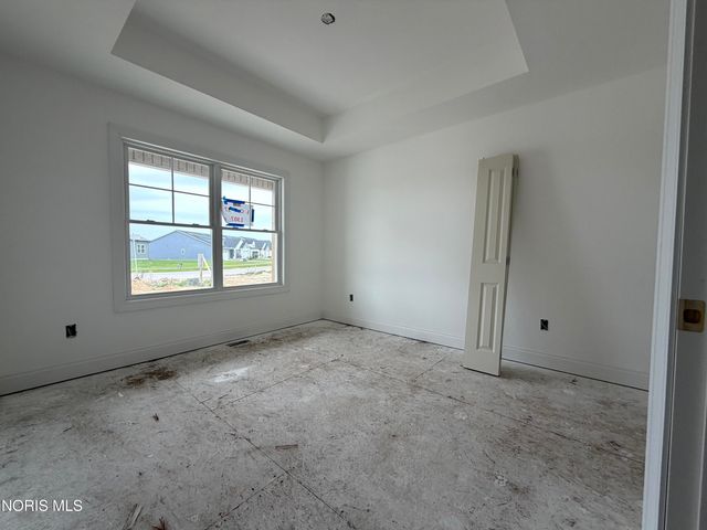 1307 Limerick Lane, Waterville, OH 43566