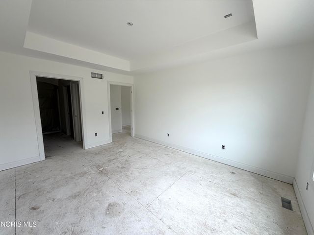 1307 Limerick Lane, Waterville, OH 43566