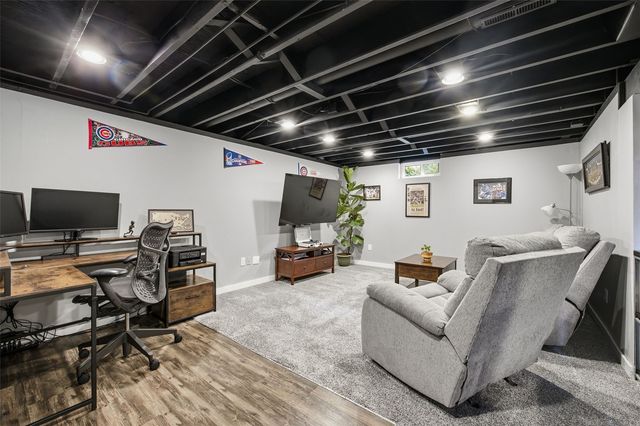 1145 A Avenue, Marion, IA 52302