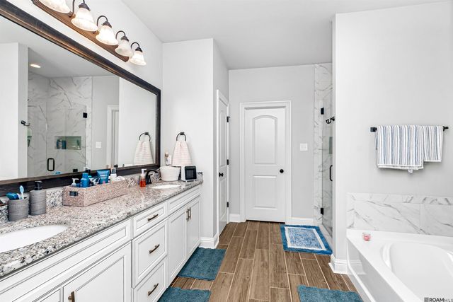 26811 Montbury Dr, Denham Springs, LA 70726