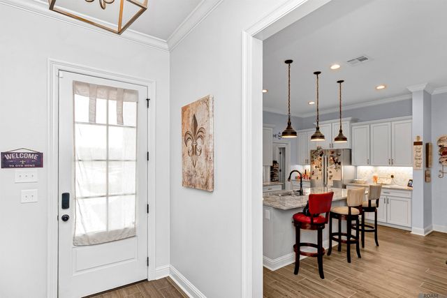 26811 Montbury Dr, Denham Springs, LA 70726