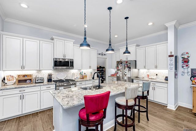 26811 Montbury Dr, Denham Springs, LA 70726