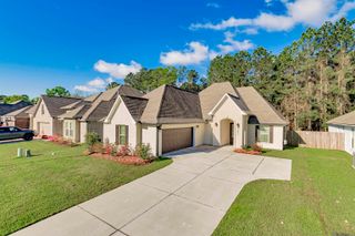26811 Montbury Dr, Denham Springs, LA 70726
