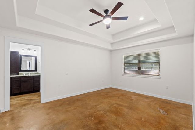 122 N Pohakea DR, Bastrop, TX 78602