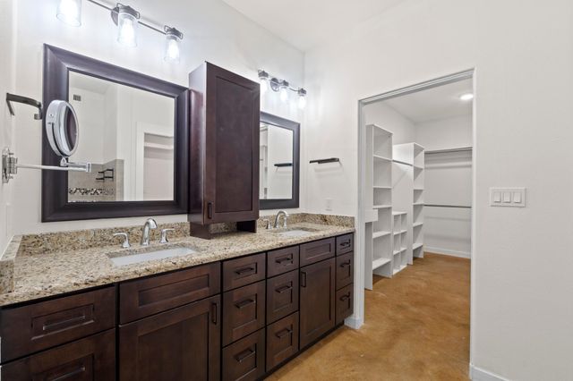 122 N Pohakea DR, Bastrop, TX 78602