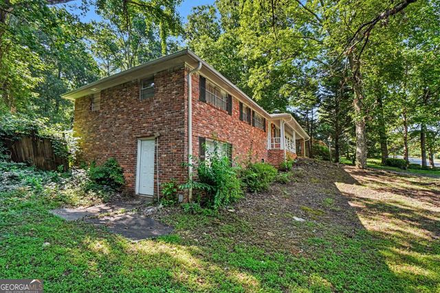 3429 Rocky Creek Drive, Douglasville, GA 30135