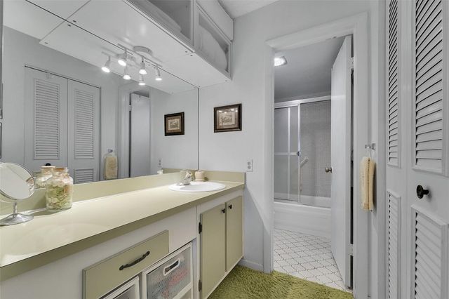 9360 Lime Bay Boulevard 207, Tamarac, FL 33321