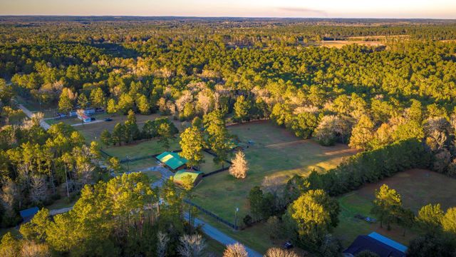 348 Rolling Wood, Livingston, TX 77351