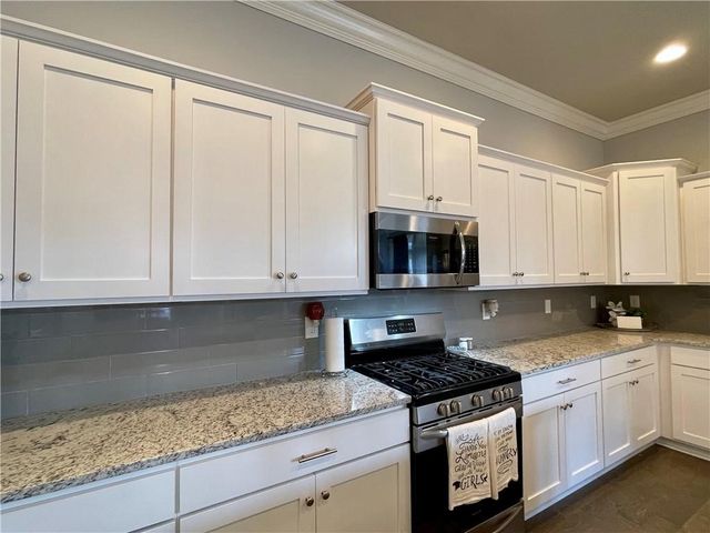 4703 W Lilly Street, Bentonville, AR 72713