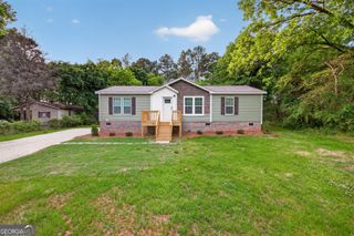 741 Thompson Lane, Loganville, GA 30052