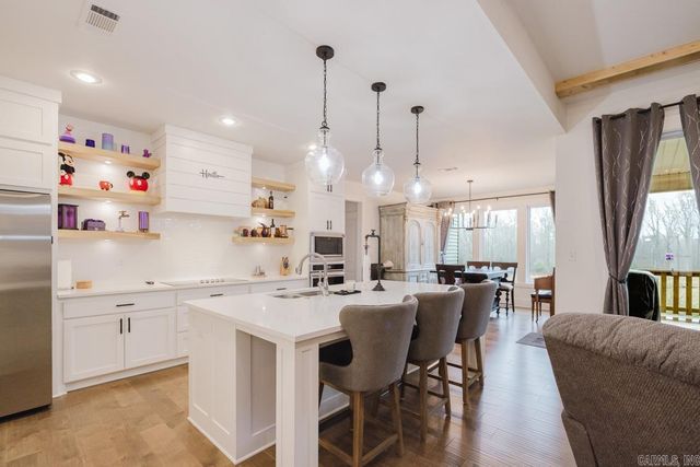 13024 Avilla Hills Cove, Alexander, AR 72002