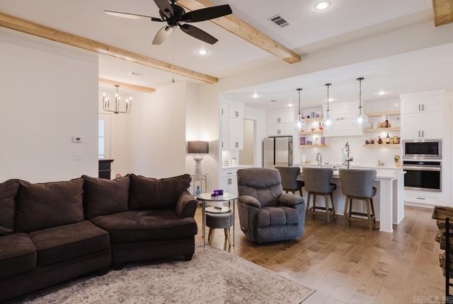 13024 Avilla Hills Cove, Alexander, AR 72002