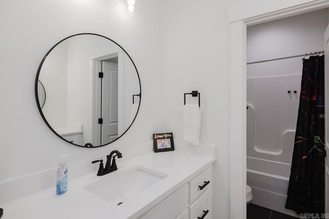 13024 Avilla Hills Cove, Alexander, AR 72002