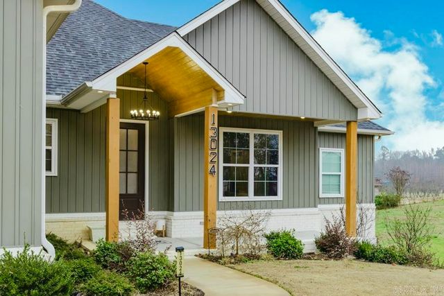 13024 Avilla Hills Cove, Alexander, AR 72002