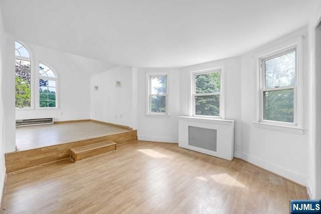 816 Pascack Road, Paramus, NJ 07652