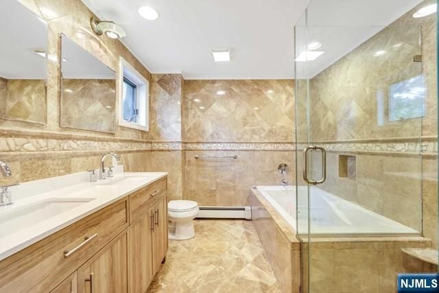 816 Pascack Road, Paramus, NJ 07652