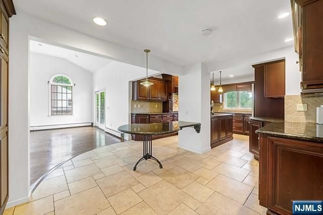 816 Pascack Road, Paramus, NJ 07652