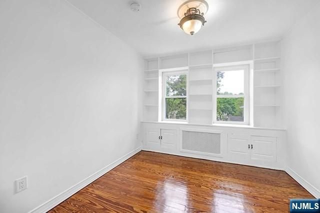 816 Pascack Road, Paramus, NJ 07652