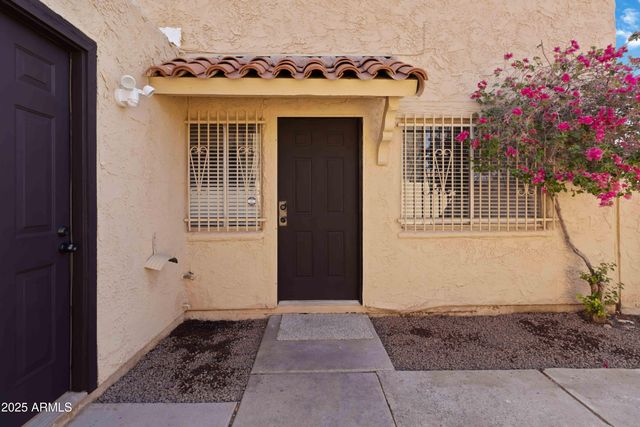 4710 E PUEBLO Avenue, Phoenix, AZ 85040