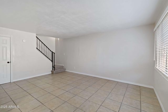 4710 E PUEBLO Avenue, Phoenix, AZ 85040