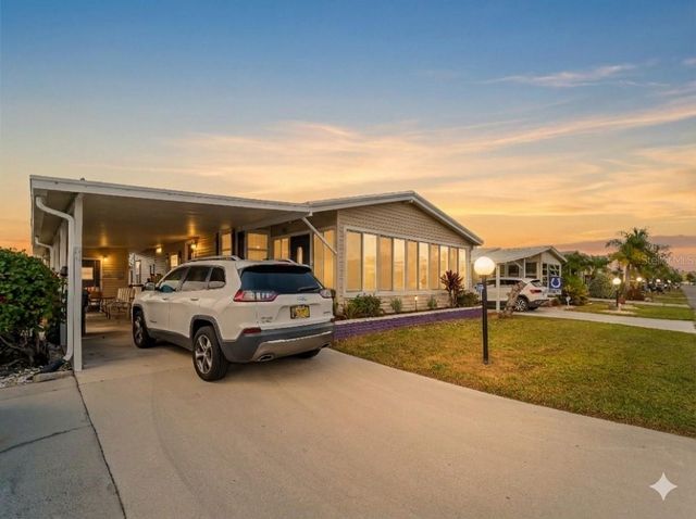 154 RAROTONGA ROAD, North Port, FL 34287