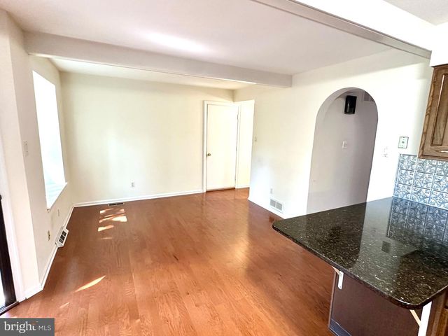 17 FARMINGTON PL, Newtown, PA 18940