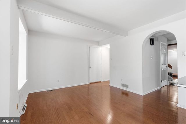 17 FARMINGTON PL, Newtown, PA 18940