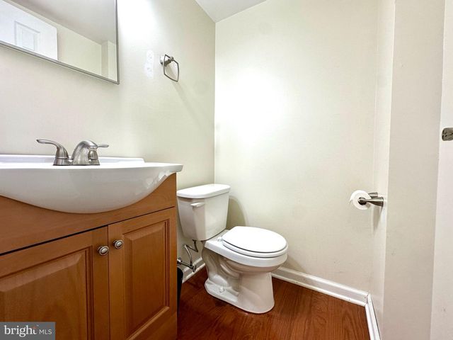 17 FARMINGTON PL, Newtown, PA 18940