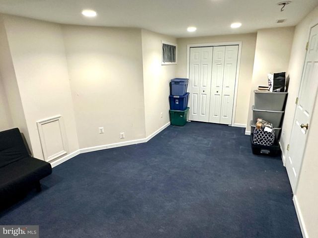 17 FARMINGTON PL, Newtown, PA 18940