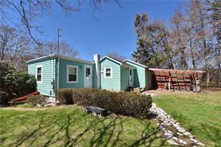 58 Vaucluse Avenue, Middletown, RI 02842